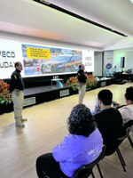 PRF/AL ministra palestra sobre direção defensiva no XXI Encontro Regional de Transporte Alternativo e Complementar