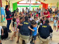 PRF ministra palestras para creche municipal, em São Miguel dos Campos/AL