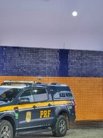 PRF apreende carga sem nota fiscal, em Rio Largo/AL