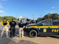 PRF, em ação conjunta com a SMTT, realiza fiscalização da Operação Rodovida 2025/2026 em Marechal Deodoro/AL