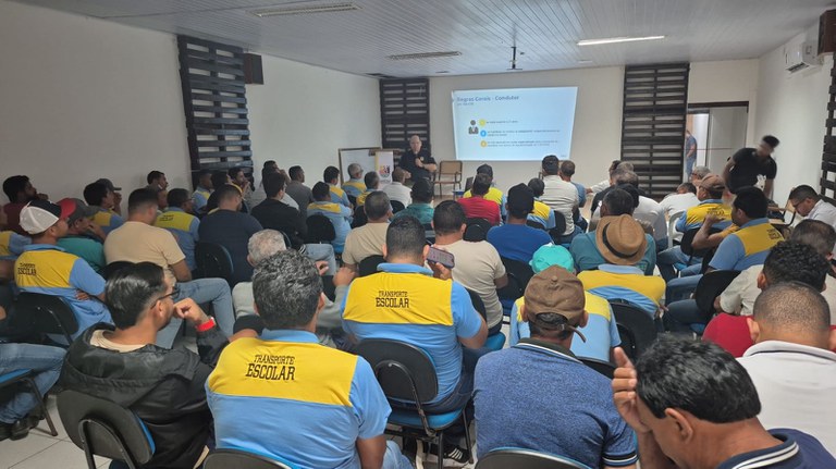 13c7bd35-e82d-4bdd-8ed6-a65da8e3555c.jfif