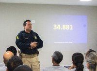 PRF ministra palestra sobre Direção Defensiva em Teotônio Vilela/AL