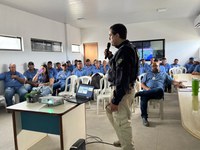 PRF realiza palestra em alusão ao Maio Amarelo na Usina Santa Clotilde, em Rio Largo/AL