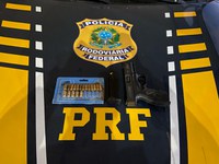 PRF prende homem por receptação e porte ilegal de arma de fogo, em São Sebastião/AL