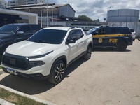 PRF prende homem por adulteração de veículo automotor em Maceió/AL