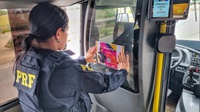 PRF realiza Operação Rosas de Aço em apoio à proteção de mulheres no transporte, em Alagoas