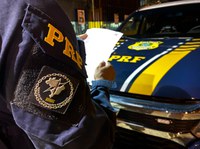 PRF em Alagoas prende homem foragido por tráfico de drogas e associação para o tráfico