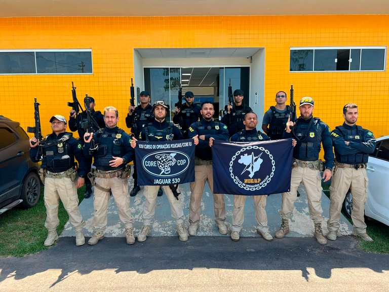 Treinamento de patrulhamento em áreas de ponte