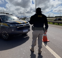 Ao tentar escapar de fiscalização, PRF identifica condutora sem habilitação