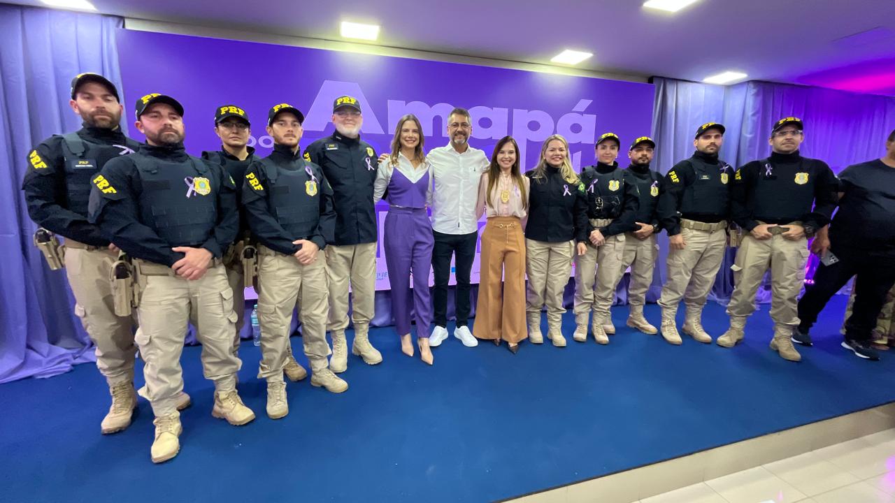 PRFS ao lado Governador Clécio, a primeira dama e a Delegada da Policia Civil