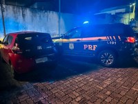 Carro clonado é apreendido pela PRF em Manaus