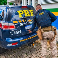 Motorista detido com mandado de prisão em aberto na BR-174