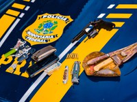 PRF apreende arma de fogo e munições após fiscalização em Humaitá/AM