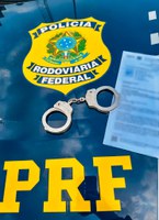PRF cumpre mandado de prisão durante abordagem na BR-319