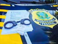 PRF cumpre mandados de prisão durante abordagens nas rodovias do Amazonas