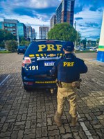 PRF detém passageiro de ônibus com mandado de prisão por crime contra a dignidade sexual