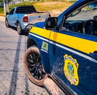 Em Manaus/AM, PRF recupera veículo durante abordagem