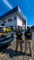 Mandado de prisão em aberto leva à detenção de condutor em Manaus