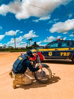 PRF-AM apreende motocicleta adulterada em Humaitá