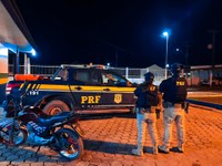PRF-AM apreende motocicleta roubada em Humaitá