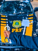 PRF-AM cumpre mandado de prisão na BR-174