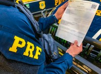 PRF cumpre dois mandados de prisão em Manaus (AM)