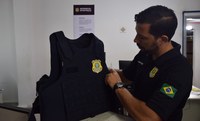 Distribuição de novos coletes balísticos da PRF na Bahia já contempla todo o efetivo no estado