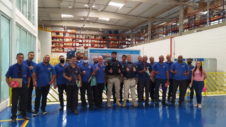 A visita aconteceu na data em que se comemora o Dia do Motorista.