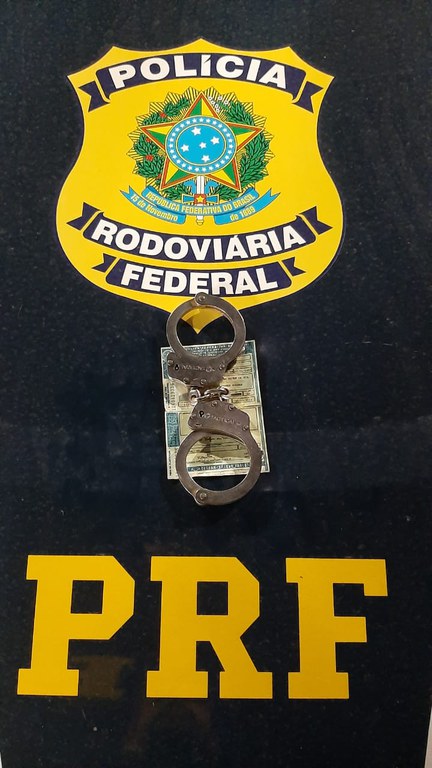 A PRF ressalta que para aquisição de uma carteira de motorista lícita é necessário ser aprovado em várias etapas, o que incluí provas teóricas e práticas. Esses exames exigem leitura e escrita, tanto para quem vai tirar a carteira nacional de habilitação pela primeira vez, como para quem vai renovar.