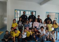 PRF participa de festa para criança fã da instituição