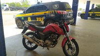 Flagrante na BR 116: Mais uma motocicleta adulterada é apreendida pela PRF em bagageiro de ônibus