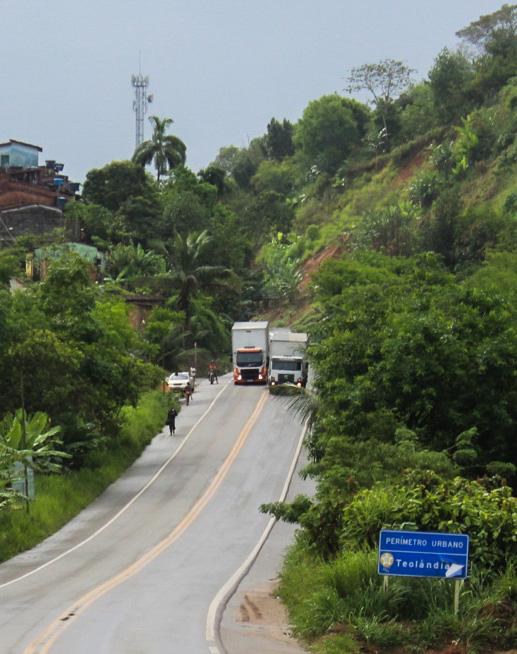 Responsável por grandes tragédias nas rodovias federais, as ultrapassagens indevidas provocam muitas mortes todos os anos no Brasil.
