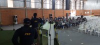 PRF realiza palestra com orientações de trânsito e prevenção de acidentes no Oeste da Bahia