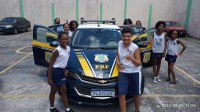 Controle das emoções, noções de cidadania e trânsito seguro foram temas de palestra promovida pela PRF para alunos de escola em Salvador