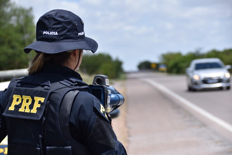 As Brs 324, 116 e 101 lideraram o ranking das rodovias com os maiores números de infrações registradas nas estradas federais do estado em 2022. Juntas, elas foram responsáveis por quase 80% das notificações.