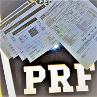 Caminhoneiro apresenta AET irregular e acaba detido na BR 242 em Itaberaba (BA)