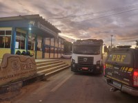 Motorista de caminhão é detido pela PRF por uso de documento falso em Seabra (BA)