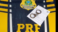 Em Teixeira de Freitas (BA), PRF prende motociclista com mandado de prisão por homicídio