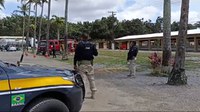PRF participa de simulado de acidente com produto perigoso que mobiliza equipes de emergência em Feira de Santana (BA)
