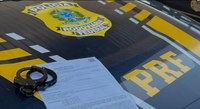 Condenado a mais de 6 anos de prisão é detido pela PRF na BR 324 em Simões Filho (BA)