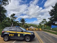 Ponte sobre o Rio Jequitinhonha é liberada para tráfego na BR-101, em Itapebi (BA)