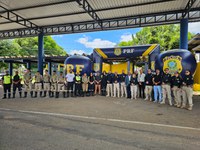 PRF dá início à Operação Rodovida 2025/2026 na Bahia com grande ação educativa em Feira de Santana