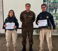 PRF realiza palestra sobre segurança no trânsito para militares do 35º Batalhão de Infantaria em Feira de Santana (BA)