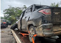 Veículo roubado é recuperado pela PRF após  atendimento a sinistro na BR-101, em Itabela (BA)