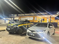 Veículo roubado em Camaçari é recuperado pela PRF na BR-116