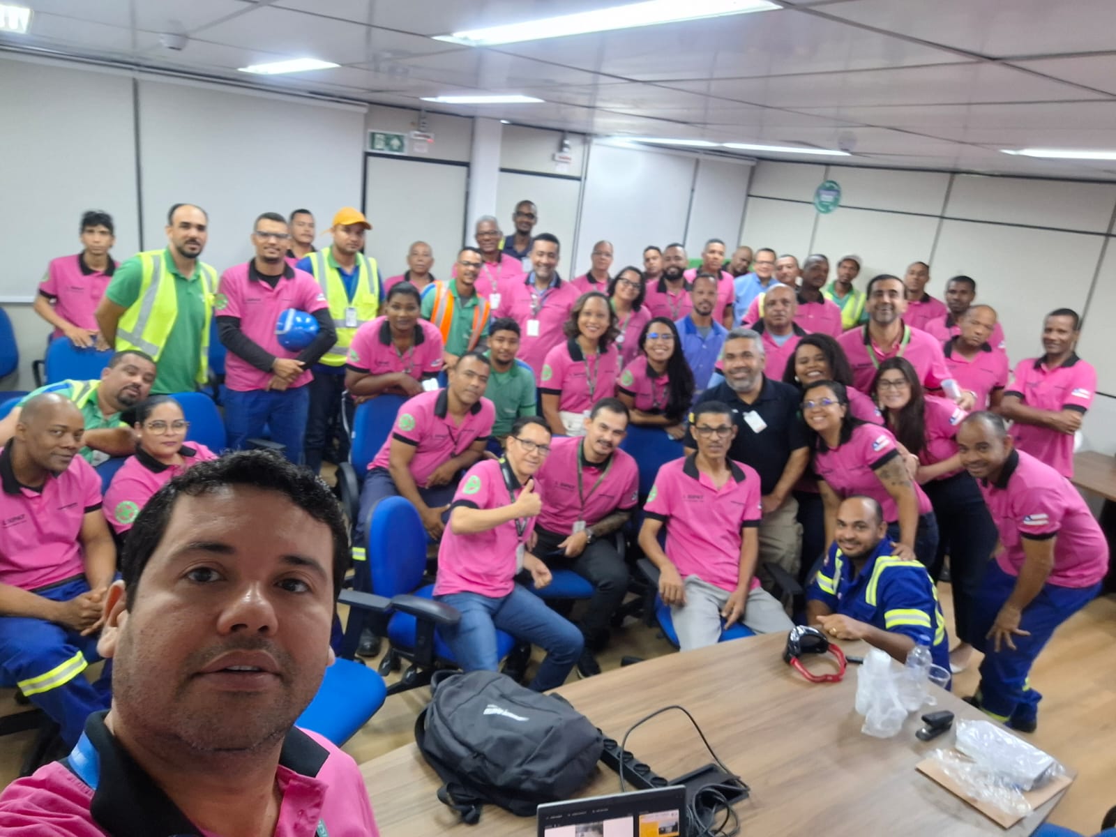 PALESTRA WHITE MARTINS