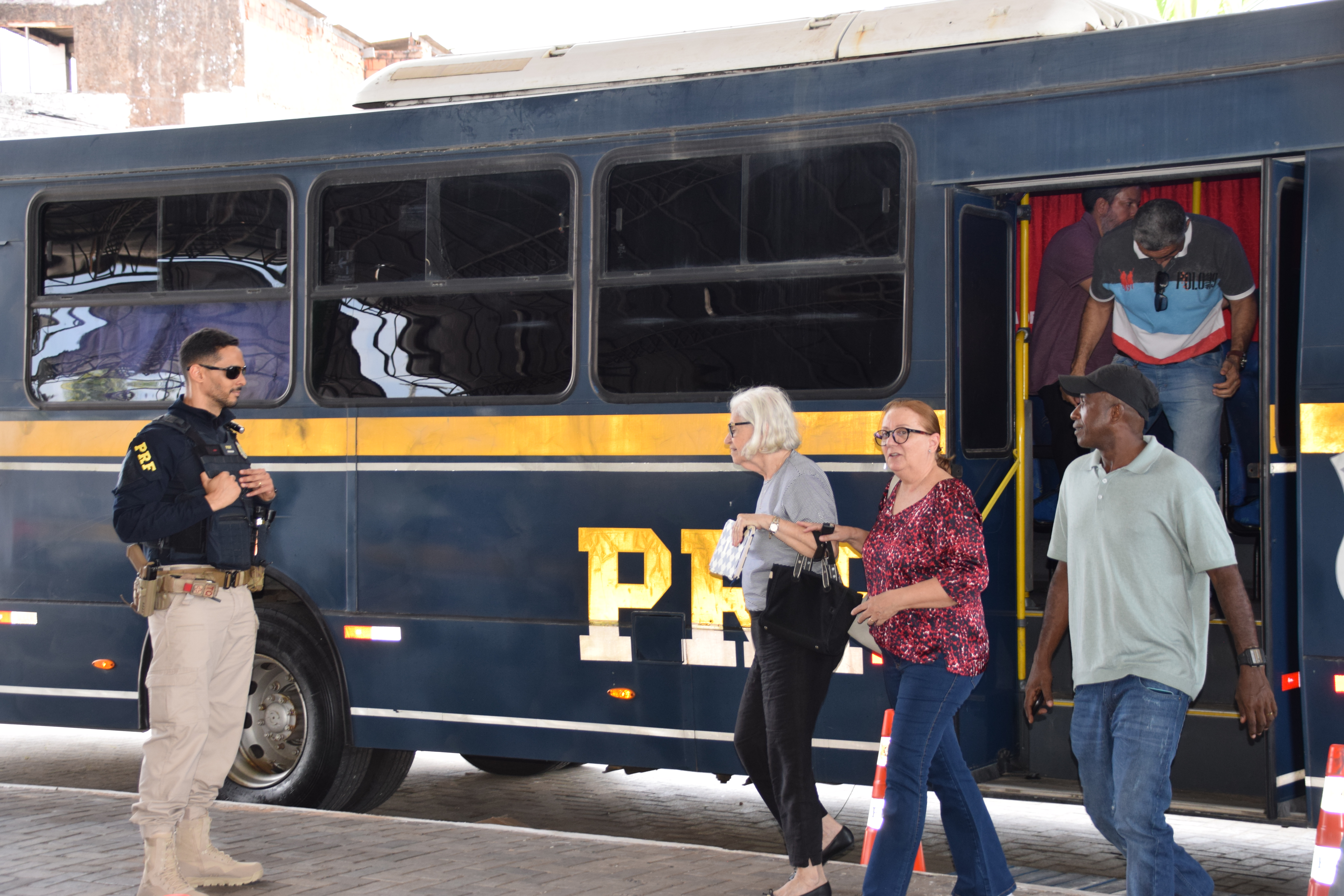 AÇÃO INTEGRADA LAURO DE FREITAS - BA