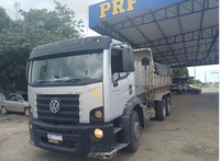 PRF flagra transporte irregular de minério na BR-116 e reforça combate a crimes ambientais na Bahia