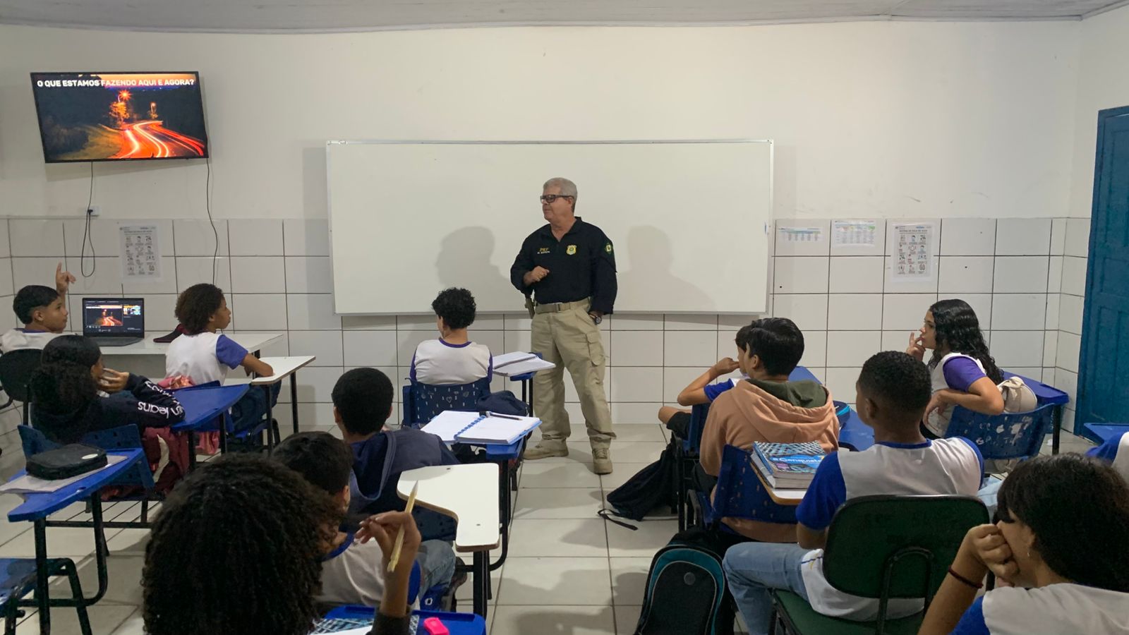 PALESTRA ESCOLA