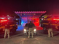 Em menos de 24 horas, PRF em Alagoinhas/BA recupera veículo roubado e proprietário agradece a ação dos policiais; veja vídeo